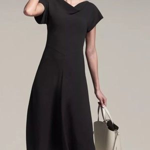 NWT MmLaFleur Stevie Dress Size 8